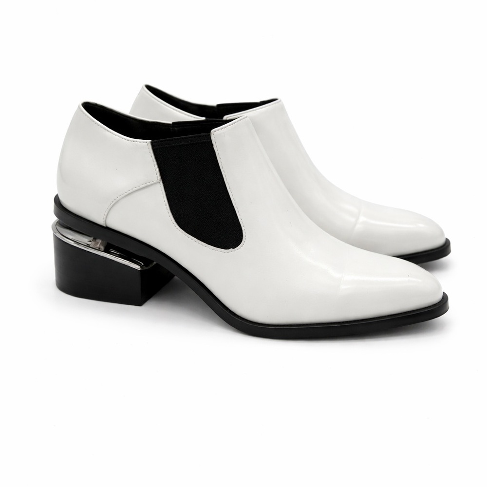 Alexander Wang Kori White Chelsea Leather Cutout Heel Chelsea Ankle Boots Size 6 - Picture 3 of 16